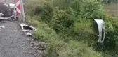 Otomobilin aydınlatma direğine çarptığı trafik kazasında 3 kişi yaralandı