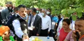 Bakan Pakdemirli, Iğdır'da kayısı hasadına katıldı