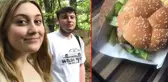 Az kalsın turşu diye yiyeceklerdi! Ünlü fast-food zincirinden alınan hamburgerin içinden sümüklü böcek çıktı