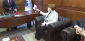 Akşener, Akçaabat ve Ortahisar'da esnaf ziyaretinde bulundu