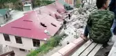 Giresun'da yol genişletme çalışması sırasında patlatılan dinamitler az kalsın faciaya neden olacaktı