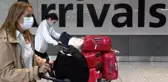 Covid: İngiltere, Türkiye'yi 10 gün otel karantinası uygulanan 'kırmızı liste'den yine çıkarmadı