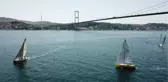 İstanbul Boğazı'nda yelkenli yarışları havadan görüntülendi