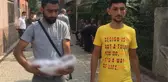 Karyoladan düşerek ölen bebeğini çaresizce kucağında taşıdı