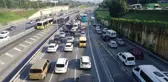 İstanbul'da sokağa çıkma kısıtlamasının sona ermesiyle trafik yoğunluğu arttı