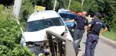 Direksiyon hakimiyetini kaybetti, dereye uçmaktan son anda kurtuldu