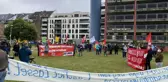 DÜSSELDORF - Almanya'da toplanma ve gösteri hakkını kısıtlayacağı ileri sürülen yasa tasarısı protesto edildi