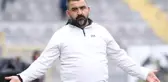 Ümit Özat'tan Fenerbahçe'ye hoca önerisi: Hikmet Karaman gözlerinin önünde kimse görmüyor