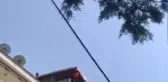 BÜYÜKÇEKMECE'DE 5 KATLI APARTMANIN ÇATISI YANDI