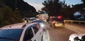 Çanakkale'nin Avrupa yakasındaki feribot iskelelerinde yoğunluk yaşanıyor