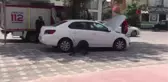 Ezmemek için durdu, arabaya girince ekipler harekete geçti