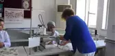 Meslek liseli gönüllüler, mahalle sakinlerinin yardımına koştu