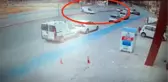 'IŞIK İHLALİ' KAZASI; KAÇMASINA RAĞMEN OTOMOBİLİN ÇARPMASIYLA YARALANDI