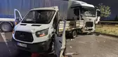 Tır kamyonete çarptı: 3 yaralı
