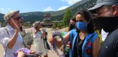 Son dakika haber! Kültür ve Turizm Bakanı'nın eşi Pervin Ersoy ile ünlüler, Burdur'da lavanta tarlalarını gezdi