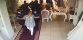 BBP'li yöneticiye ters kelepçe takan 2 polis görevden uzaklaştırıldı