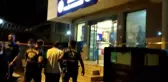 Son dakika haber: Kadıköy'de değnekçilik yapan şahıs sivil polisler tarafından suçüstü yakalandı