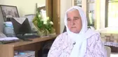 SREBRENİTSA - Srebrenitsalı aileler, evlatlarının mezarı başında dua ediyor (1)