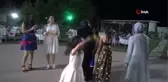 Pandemide sıkılan kadınlar matinede kurtlarını döktü