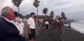Denize giren iki gençten biri boğuldu, diğeri kayboldu