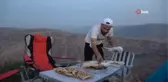 Doğasever vatandaş uçurumun kenarında bir gün kalarak Siirt'i tanıtıyor