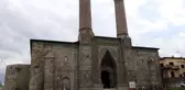 350 yıllık Çifte Minareli Medrese kapılarını Vakıf Eserleri Müzesi olarak tekrar açtı