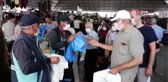 Şahinbey Belediyesi kurban atık poşeti dağıtıyor