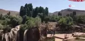 Sağanak yağış sonrası Muradiye Şelalesi coştu