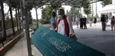 YÖNETMEN MEHMET DİNLER SON YOLCULUĞUNA UĞURLANDI