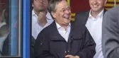 Ülke çalkalanıyor! Merkel'in veliahtı, 141 kişinin canını alan sel bölgesinde kahkaha atarken görüntülendi