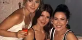 İclal Aydın kızı ve kardeşiyle poz verdi, takipçileri benzerliğe yorumsuz kalamadı: Fotoğrafta 2 İclal görüyorum