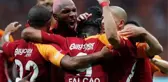 Galatasaray Başkanı Elmas bizzat görüştü! 4 yabancı futbolcu takımdan gönderiliyor