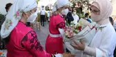 Emine Erdoğan, Girne Belediyesi Sosyal Yaşam Merkezini ziyaret etti