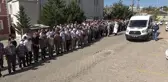 Trafik kazasında hayatını kaybeden öğretmen çift ve iki çocuğu gözyaşlarıyla toprağa verildi