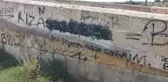 773 yıllık tarihi köprüyü sprey boyalarla tahrip ettiler