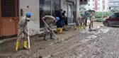 Son dakika haber: Arhavi'de yaşanan sel afetinin ardından temizlik çalışmaları devam ediyor