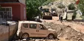 SU BORUSU PATLADI; 2 KİŞİ YARALANDI