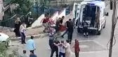 Son dakika haber... 1 kişinin öldüğü, 4 kişinin yaralandığı bıçaklı saldırının görüntüleri ortaya çıktı