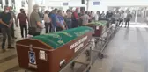 İntihar öncesi kravatla boğduğu kanser hastası eşiyle yan yana defnedildi