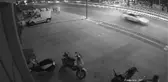 Motosiklet hırsızlığı güvenlik kamerasına yansıdı