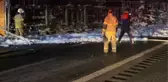Devrilen TIR'da yangın çıktı, araçta mahsur kalan sürücü yangında öldü