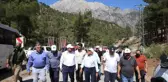 Son dakika haberleri! Kayseri Büyükşehir Belediye Başkanı Büyükkılıç, Aladağlar Milli Parkı'ndaki yangın bölgesinde incelemelerde bulundu