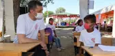 Bakanlık görevini bırakacağı iddia edilen Bakan Selçuk, çocuklarla bir araya geldi