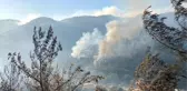 Son dakika haberi... Marmaris'te orman yangını; alevler yerleşim yerine 100 metre kadar yaklaştı, 1 ölü