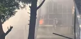 FATİH'TE PAZARCI TEZGAHLARININ BULUNDUĞU ALANDA YANGIN ÇIKTI - 2
