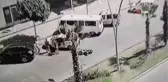 Son dakika haber | Kasksız motosiklet sürücünün ölümden döndüğü anlar kamerada