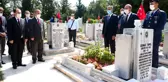 Son Dakika | KKTC Cumhurbaşkanı Ersin Tatar'dan Kıbrıs Şehidi Cengiz Topel'e ziyaret