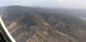 Yazılı Kanyon Tabiat Parkı'ndaki yangına havadan müdahale ediliyor (2)