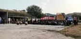 Erdek'te iki kamyonda 180 mülteci yakalandı