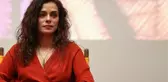 4,5 aylık hamile ünlü oyuncu Özge Özpirinççi'nin karnı gözüktü